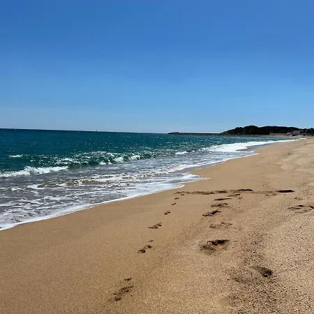 10 People, 150 M From The Sea, Pool And Garden Βίλα