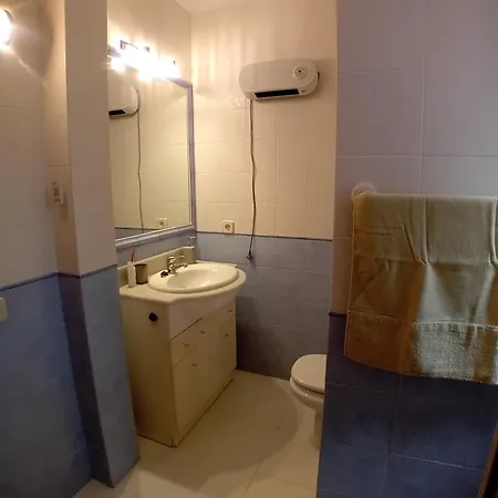 Βίλα 10 People, 150 M From The Sea, Pool And Garden *