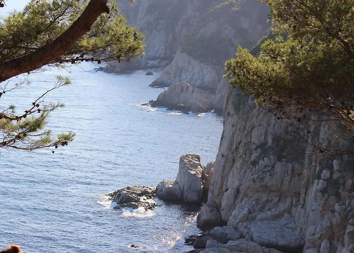 10 People, 150 M From The Sea, Pool And Garden Villa *