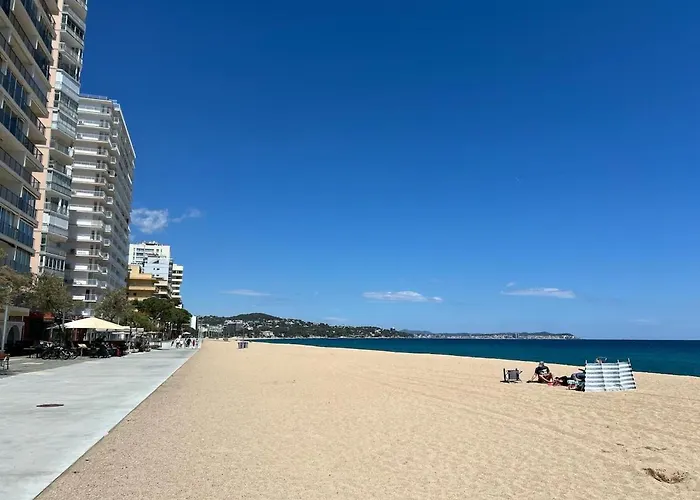 וילה 10 People, 150 M From The Sea, Pool And Garden