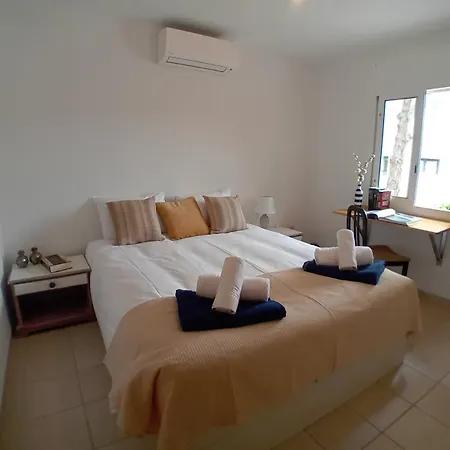 10 People, 150 M From The Sea, Pool And Garden プラヤ・デアロ