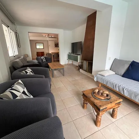10 People, 150 M From The Sea, Pool And Garden ヴィラ プラヤ・デアロ